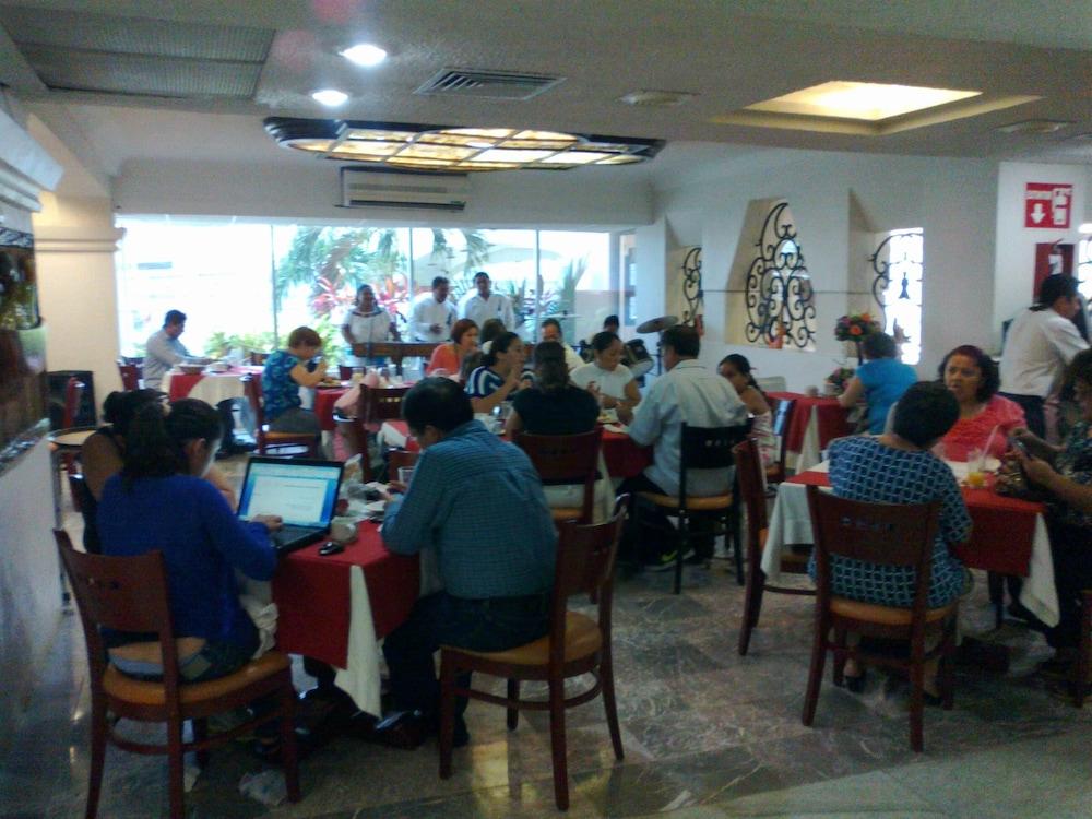 וייארמוסה Hotel Maya Tabasco מראה חיצוני תמונה