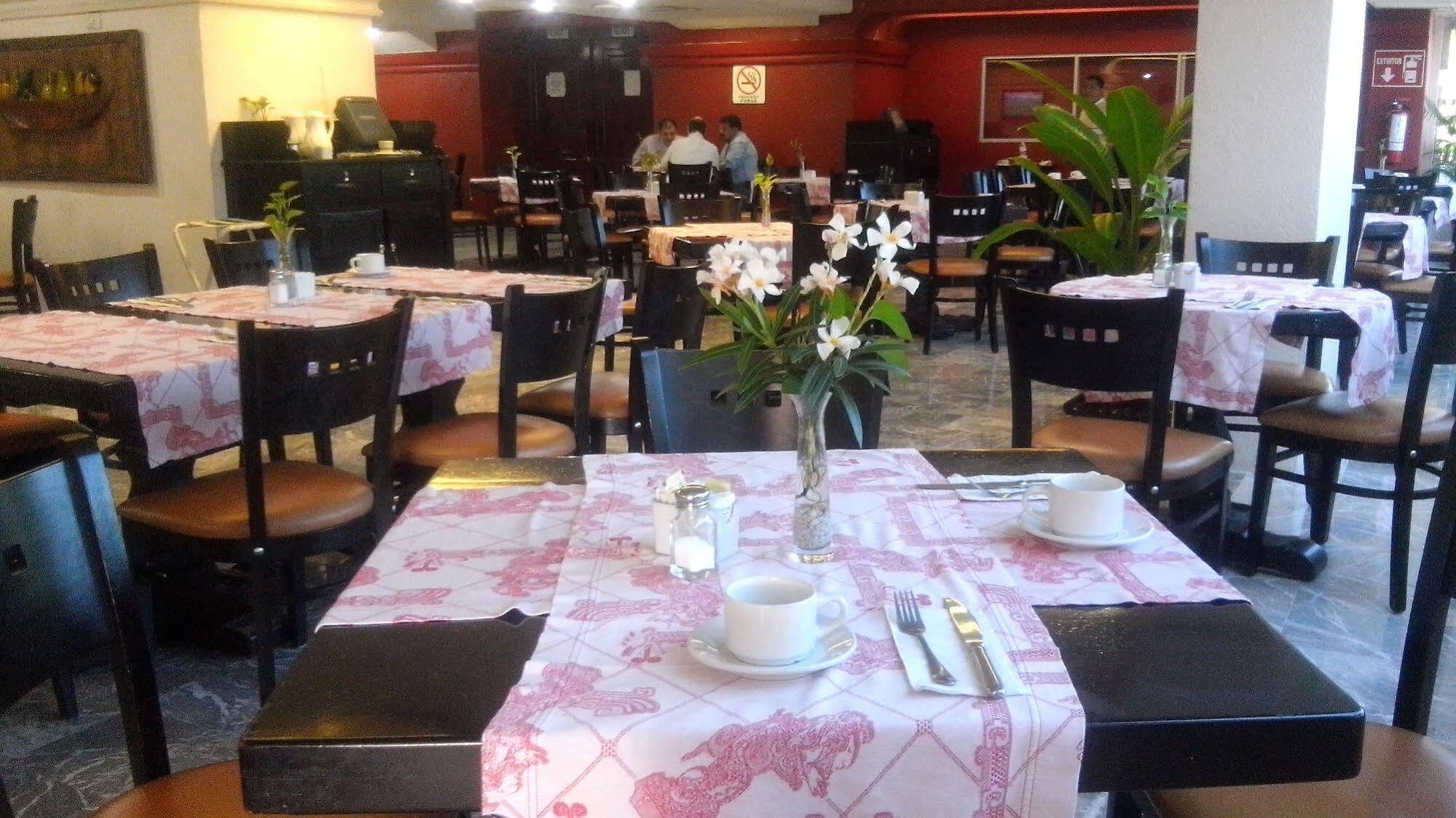 וייארמוסה Hotel Maya Tabasco מראה חיצוני תמונה